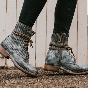 Freebird by Steven Manchester boots 9